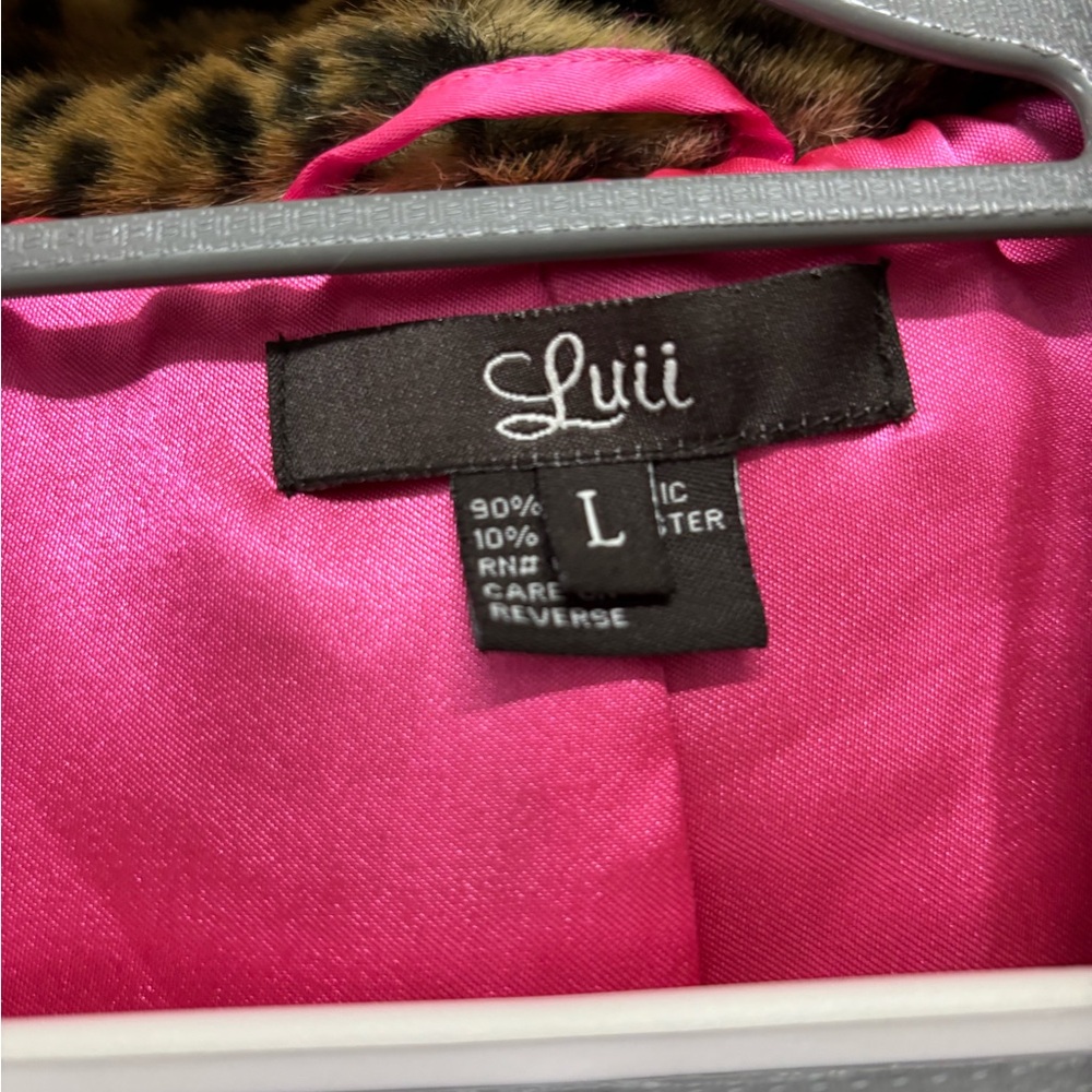 Luii Women's Jacket with tan, brown, black, and Pink Accents